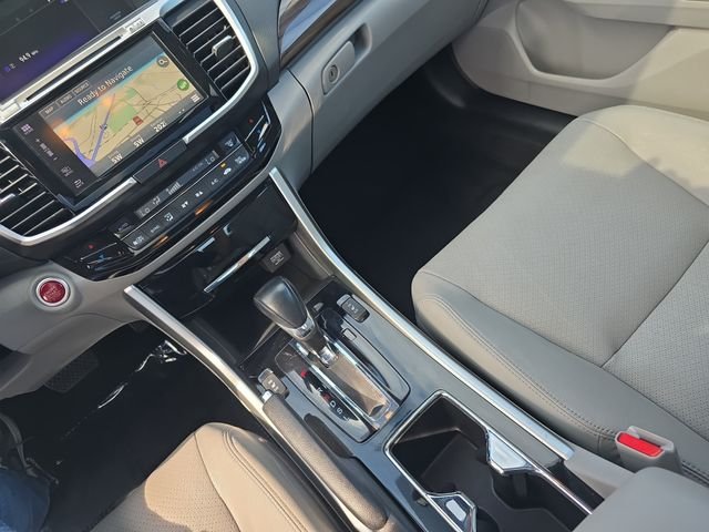 Used 2016  Honda EX-L image 27