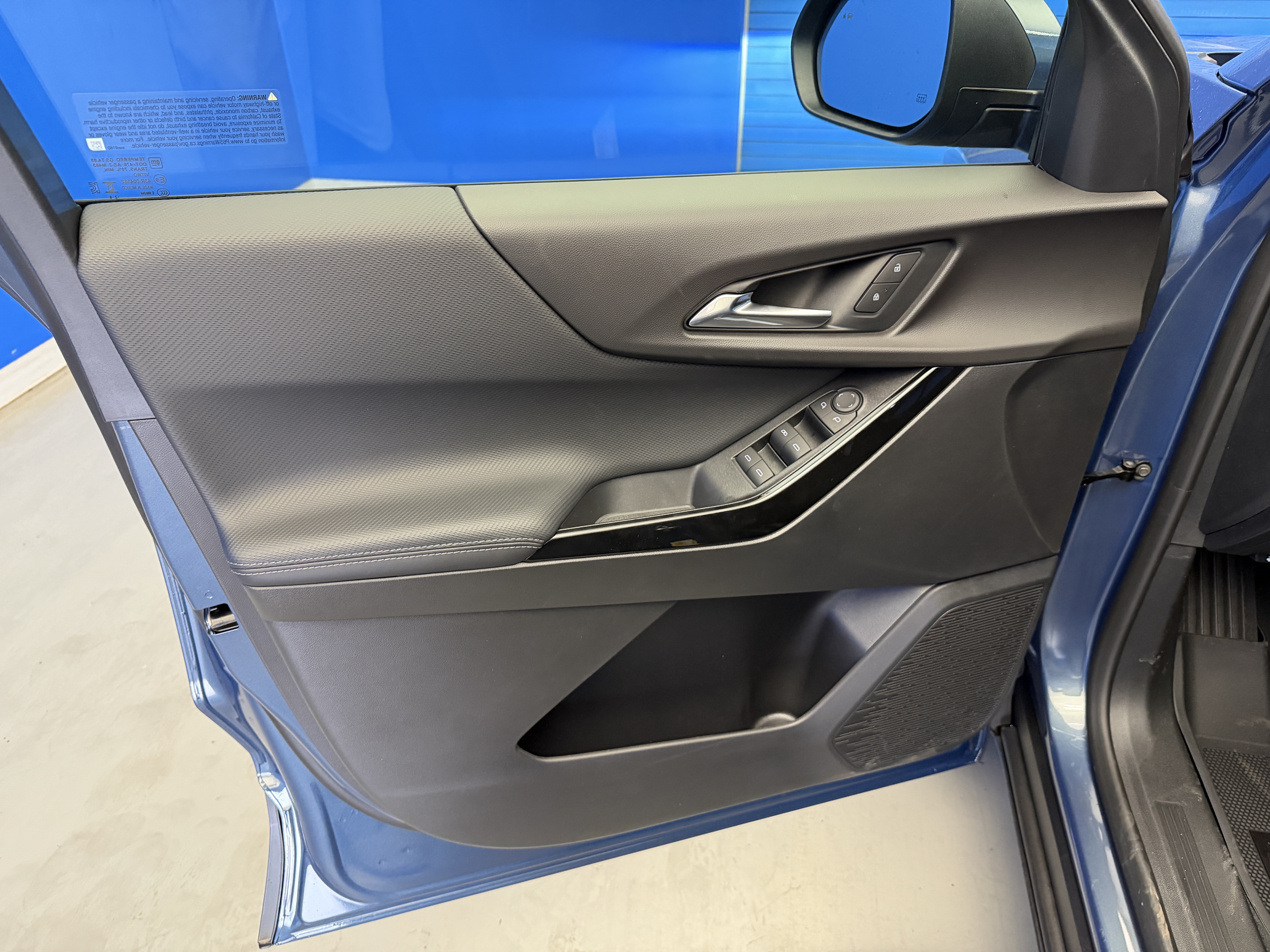 2027 Chevrolet Equinox LT - Photo 9