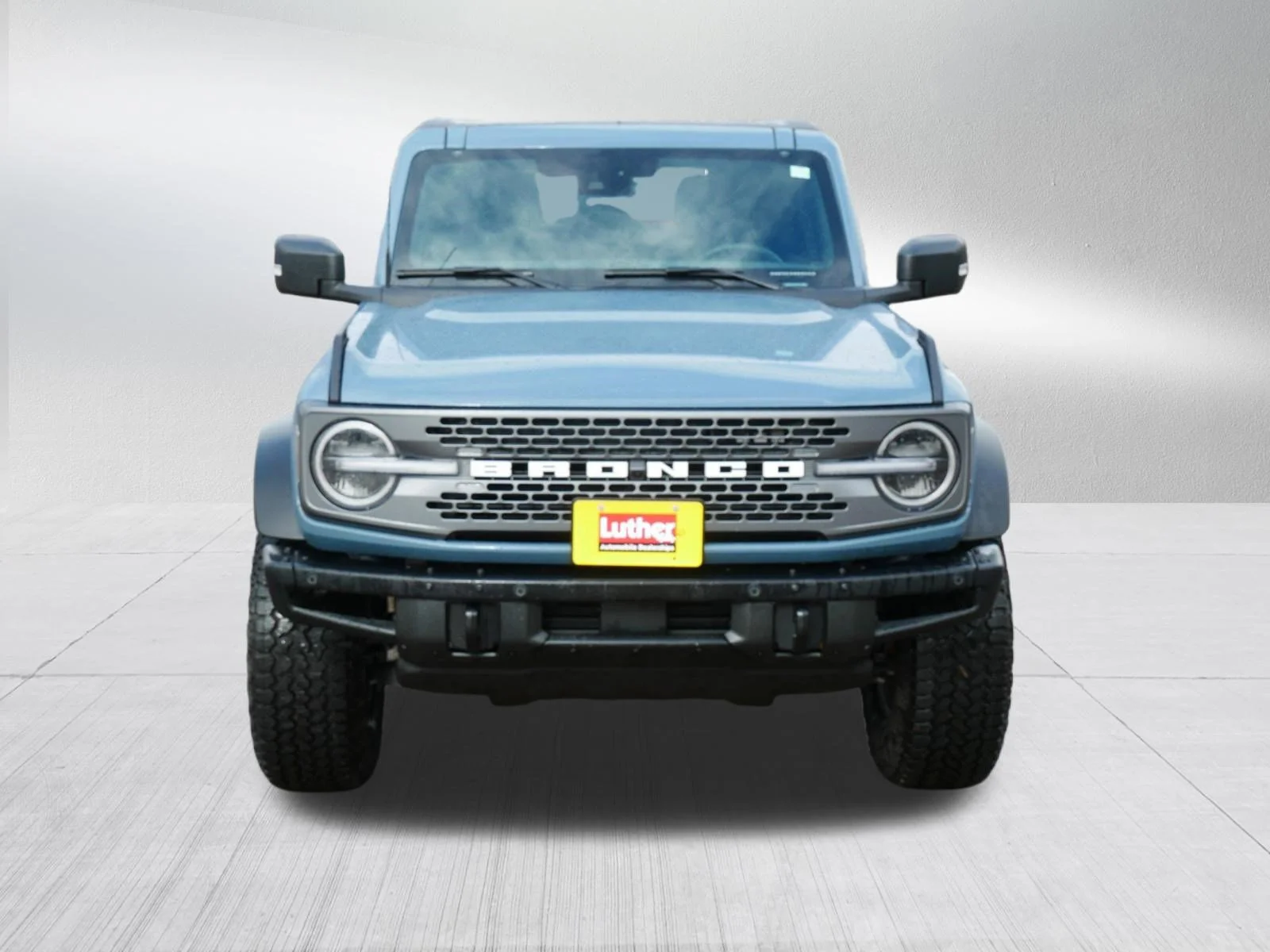 New 2025 Azure Gray Metallic Ford Badlands image 2