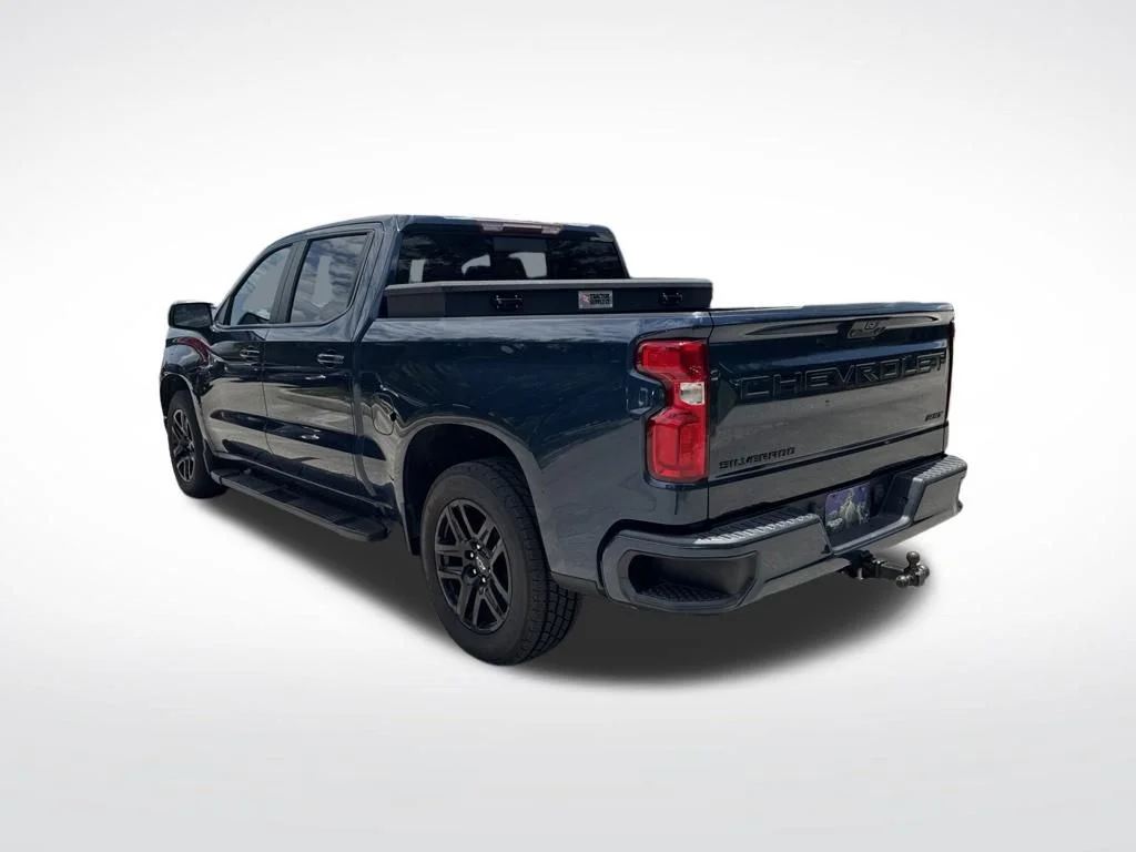 Used 2022 Northsky Blue Metallic Chevrolet RST image 6