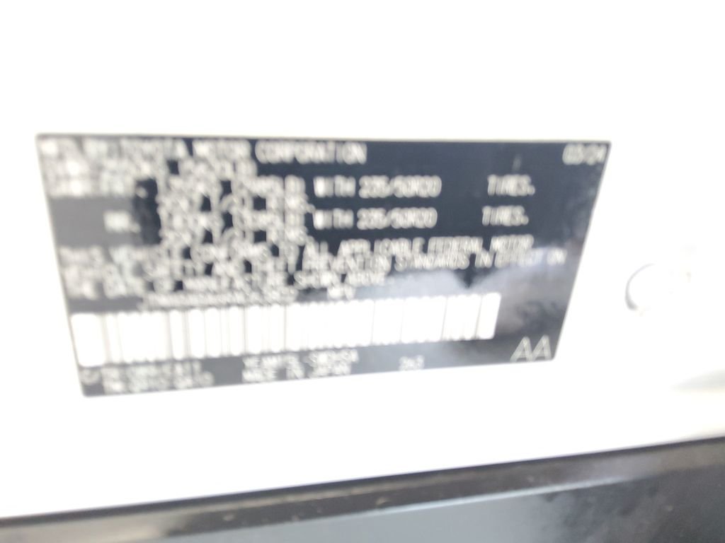 Used 2024 White Subaru Touring image 20
