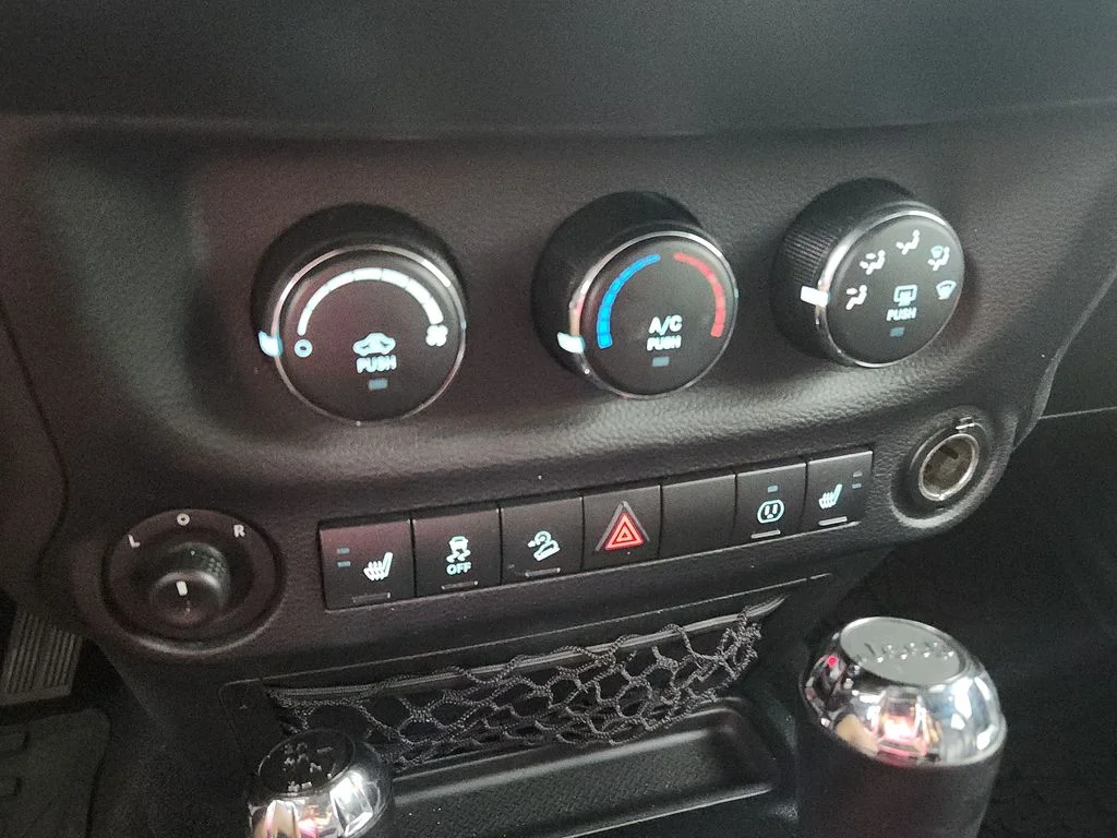 Certified Used 2017 White Jeep Unlimited Sahara image 27