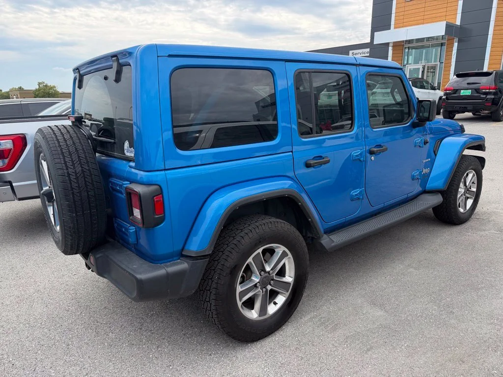 Used 2022 Blue Jeep Unlimited Sahara image 5