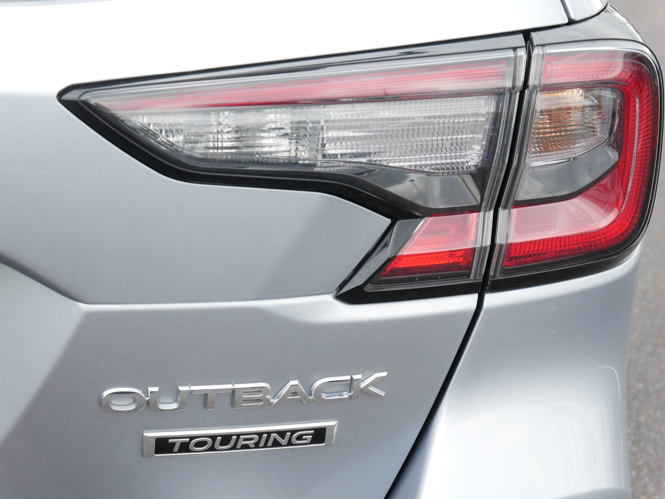 Certified Used 2025 Ice Silver Metallic Subaru Touring image 17