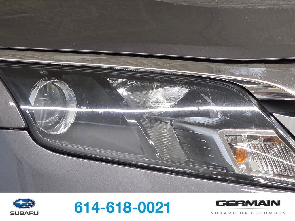 Used 2012 Gray Ford Base image 15