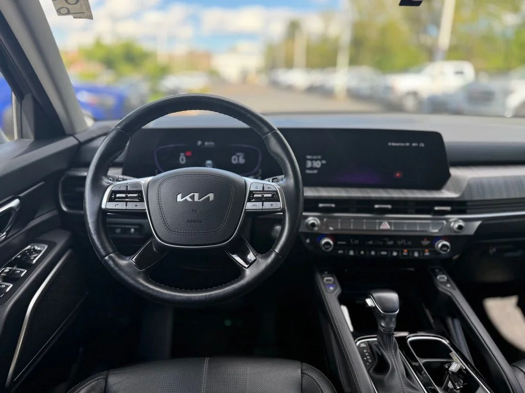 Used 2024 Black Kia EX image 24