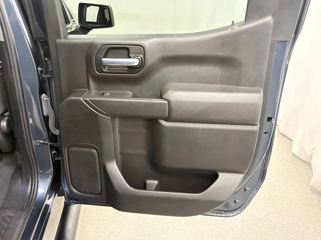 Certified Used 2021 SHADOW GRAY METALLIC Chevrolet Custom Trail Boss image 26