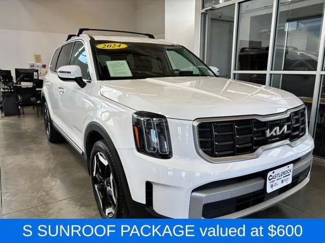 Used 2024 White Kia S image 3