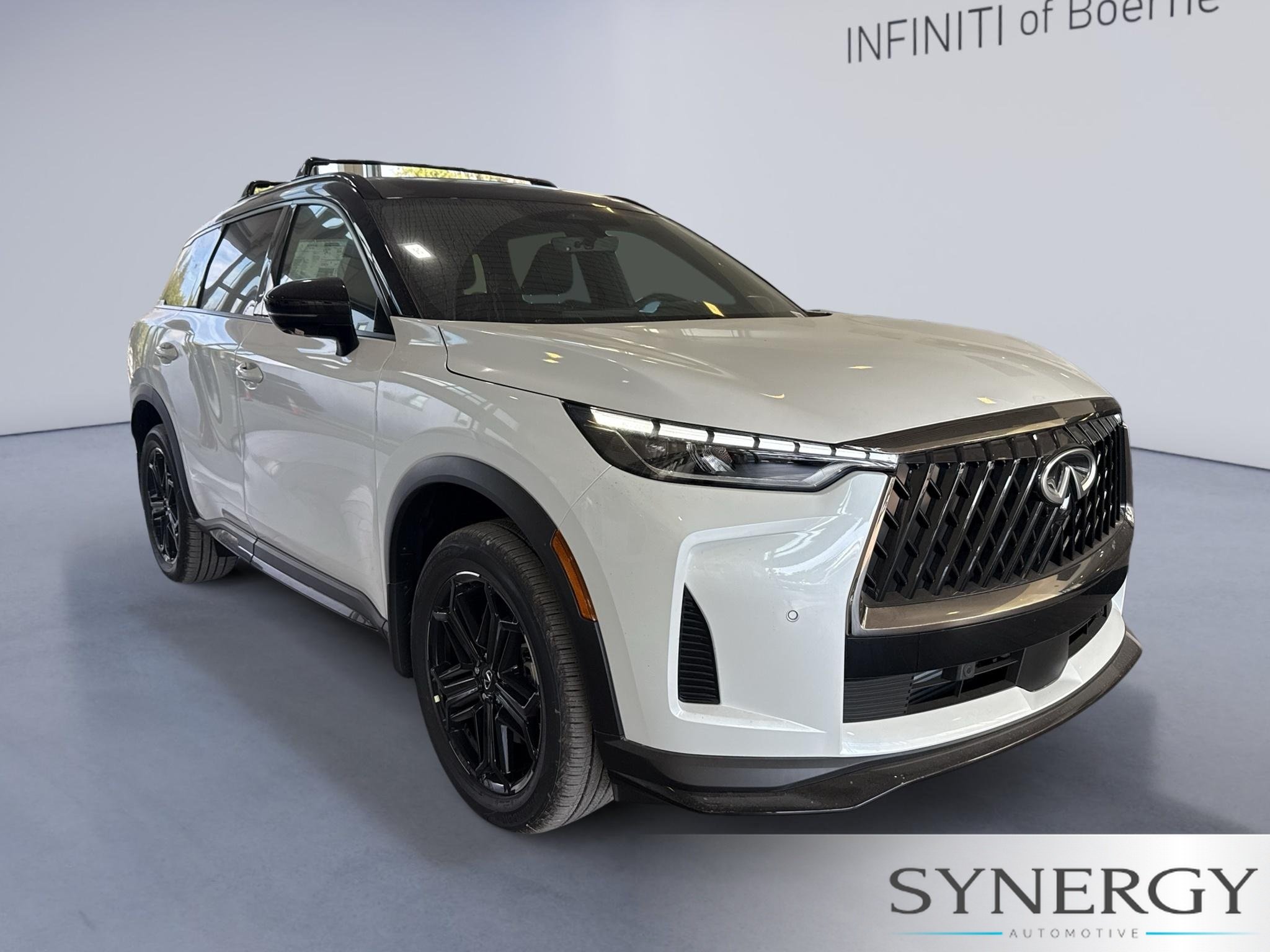 New 2027 2T RAD WHT INFINITI Sport AWD image 4