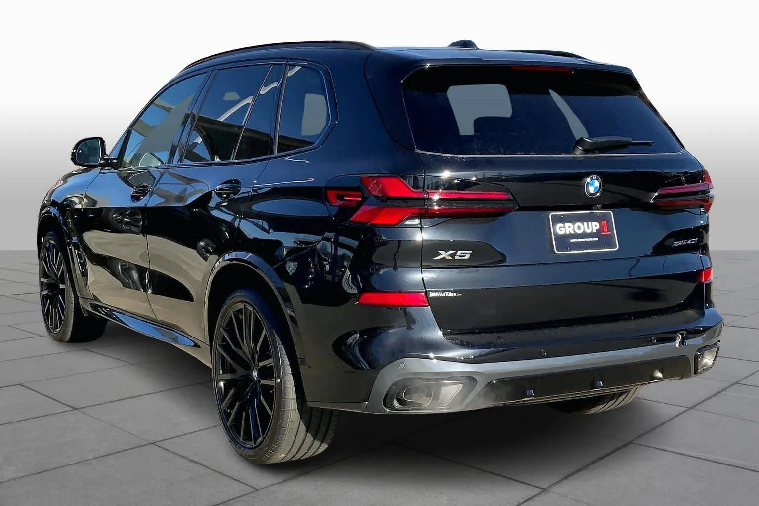 New 2026 Black Sapphire Metallic BMW xDrive40i image 11