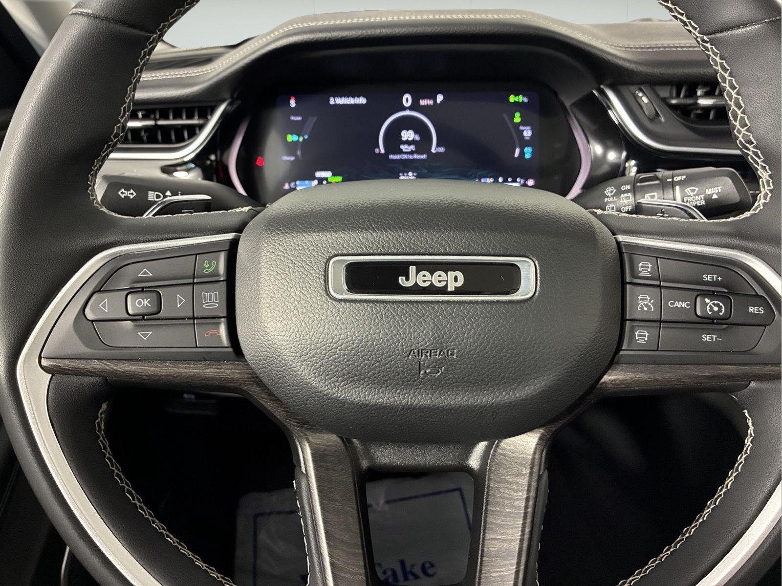 Used 2023 Diamond Black Crystal Pearlcoat Jeep 4xe image 43