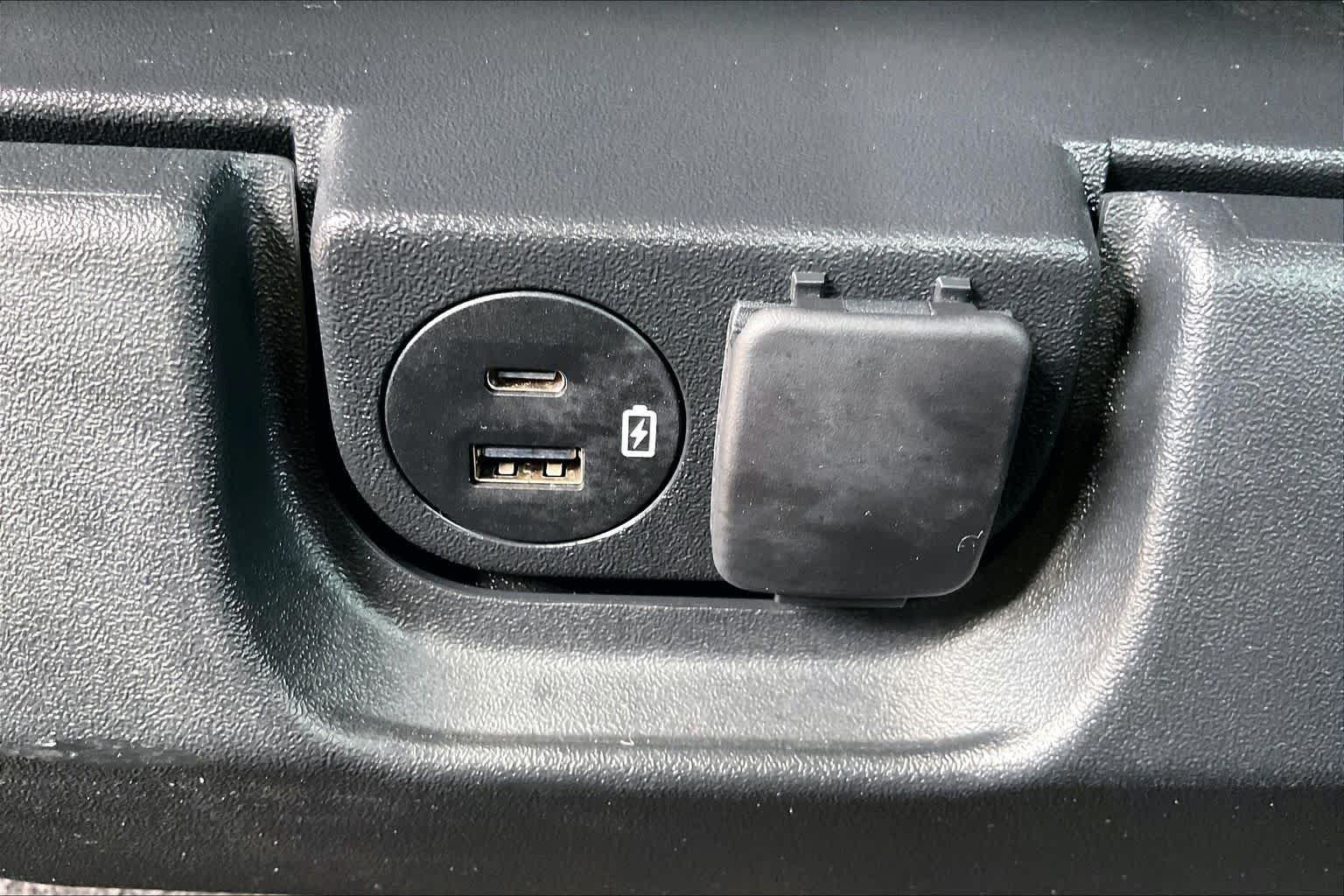 Used 2023 Atlas Blue Ford XLT image 57