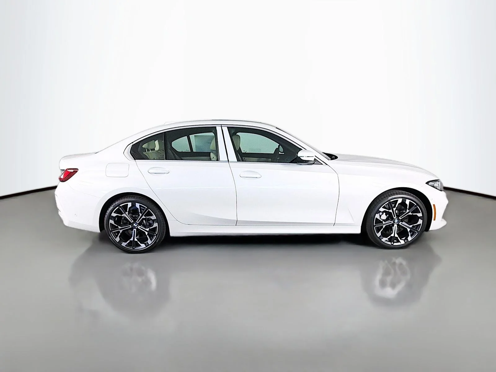New 2026 Mineral White Metallic BMW 330i image 8