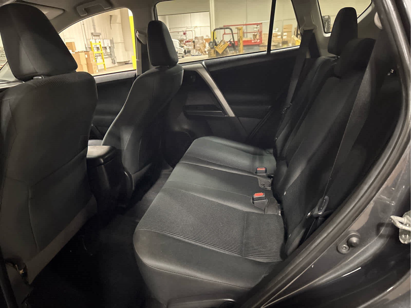 Used 2018 Magnetic Gray Metallic Toyota LE image 8