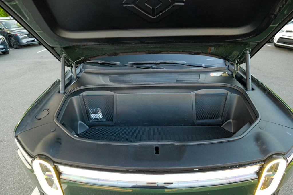 Used 2025 Green Rivian Adventure Dual Motor Standard Pack image 58