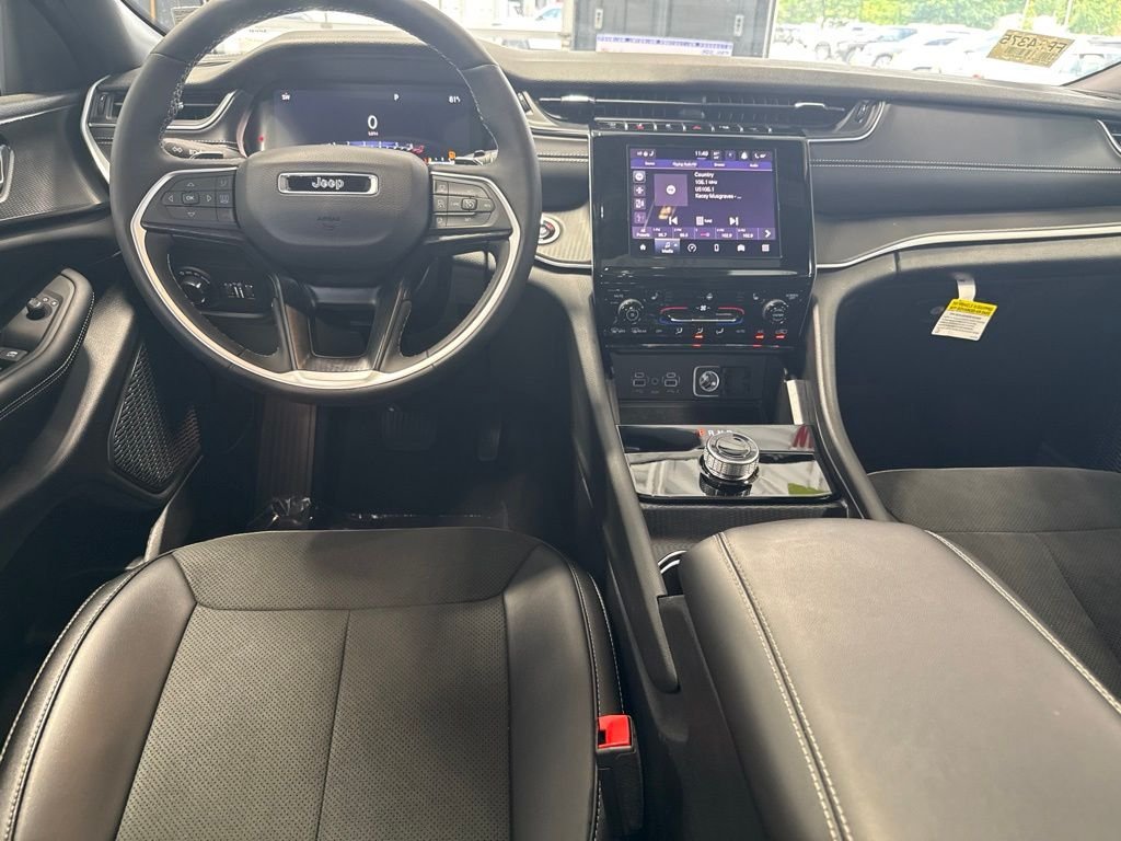 Used 2025 Gray Jeep Altitude X image 12