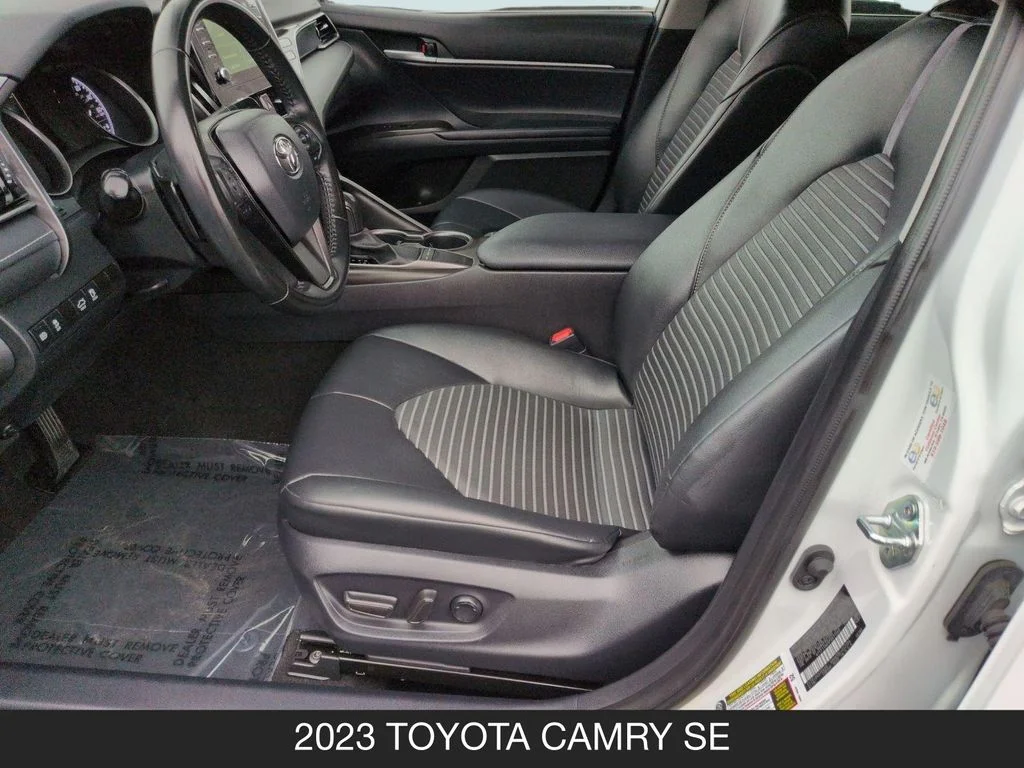 Used 2023 White Toyota SE image 13