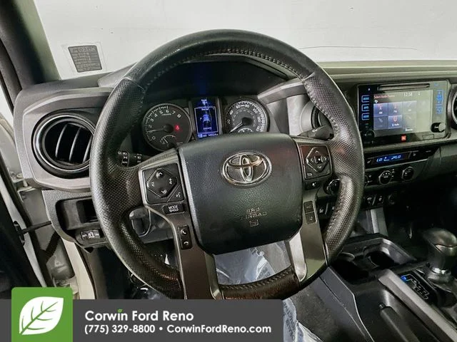 Used 2018 Super White Toyota TRD Off-Road image 11