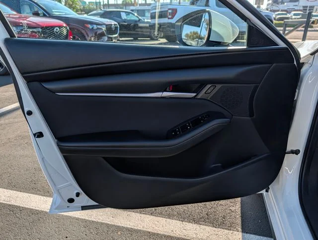 Certified Used 2022 White Mazda 2.5 S image 16