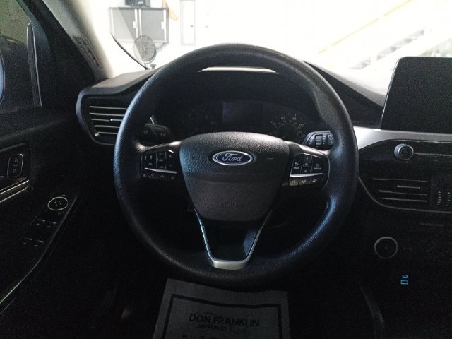 Used 2022 Blue Ford SE image 17