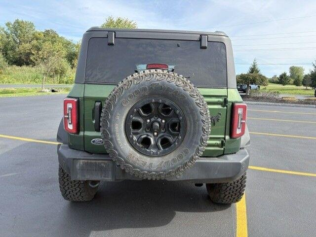 Used 2022 Eruption Green Ford Wildtrak Advanced image 13