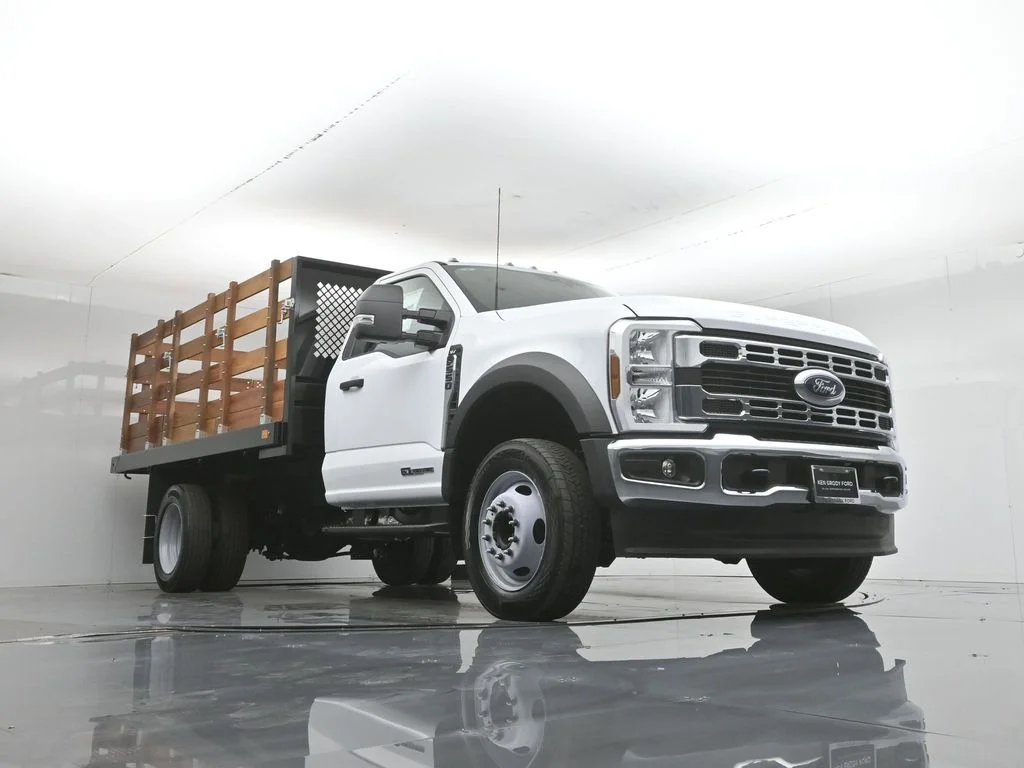 New 2025 White Ford XLT image 42