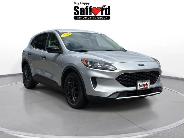 Used 2020 Silver Ford SE image 9
