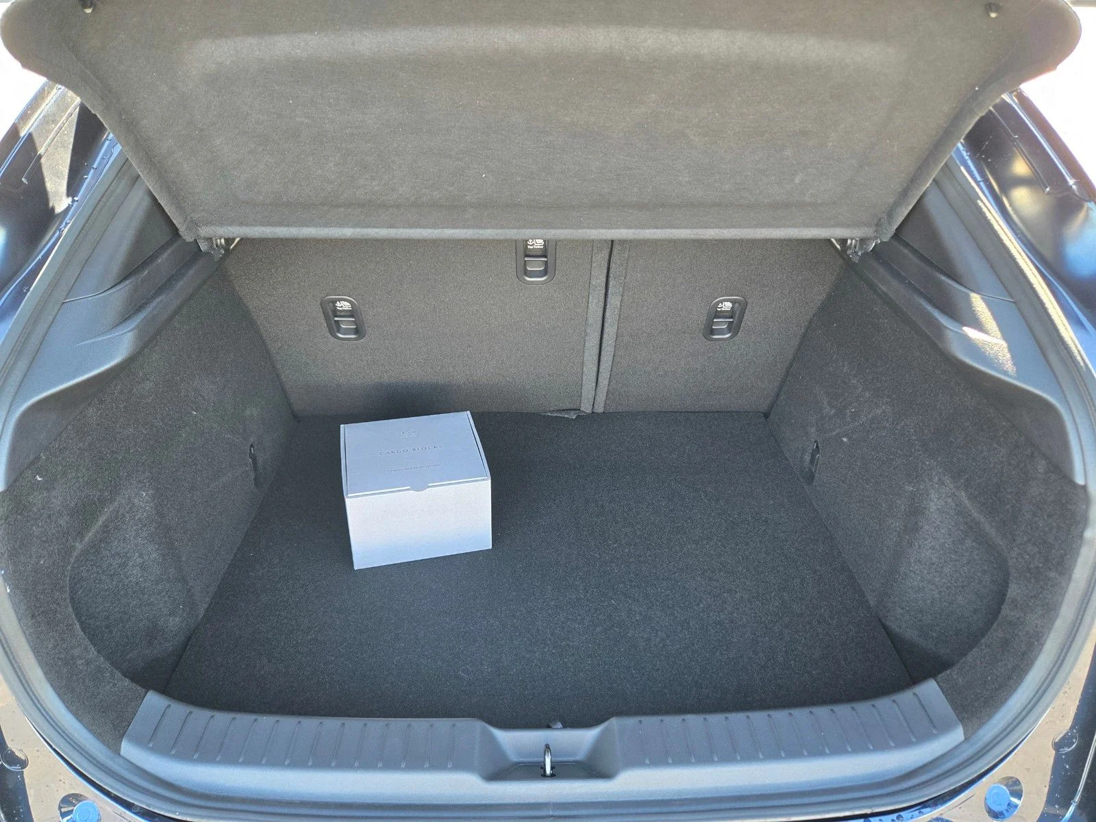 New 2026 Deep Crystal Blue Mica Mazda 2.5 S Aire Edition image 9