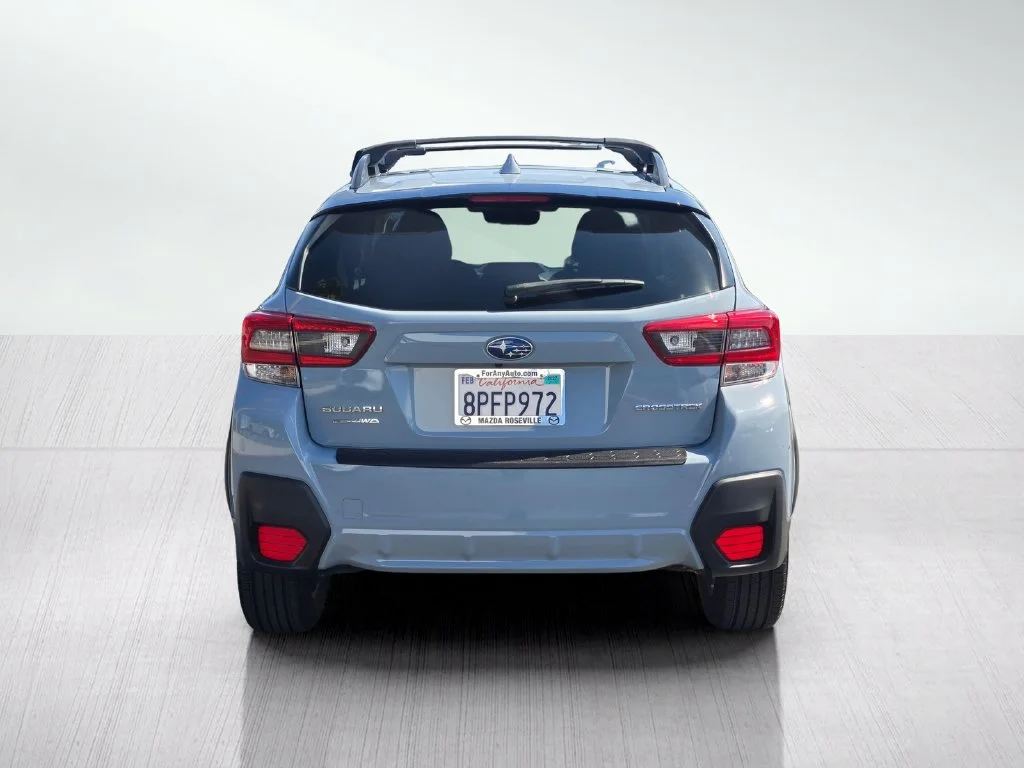 Used 2020 Khaki Subaru Premium image 5