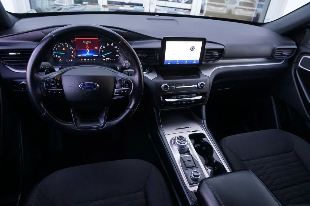 Used 2020 Black Ford XLT image 15