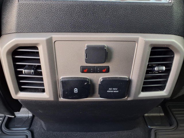 Used 2020 Silver Ford LARIAT image 13