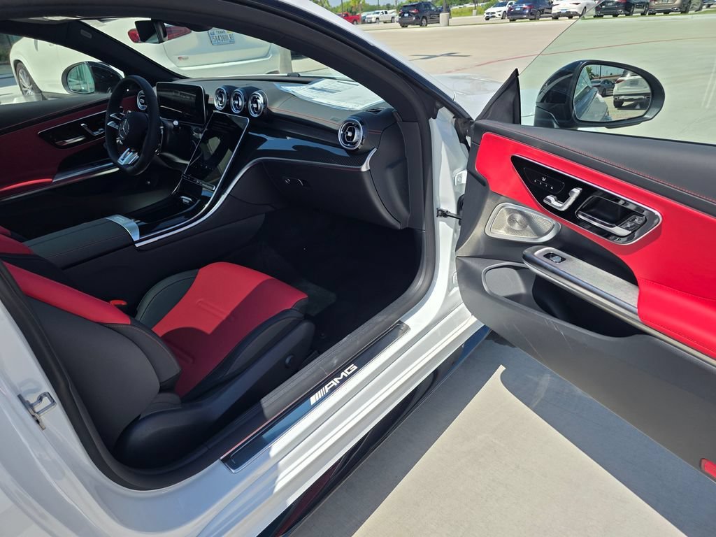 New 2026 MANUFAKTUR Moonlight White Metallic Mercedes-Benz AMG® CLE 53 4MATIC+ Coupe image 43