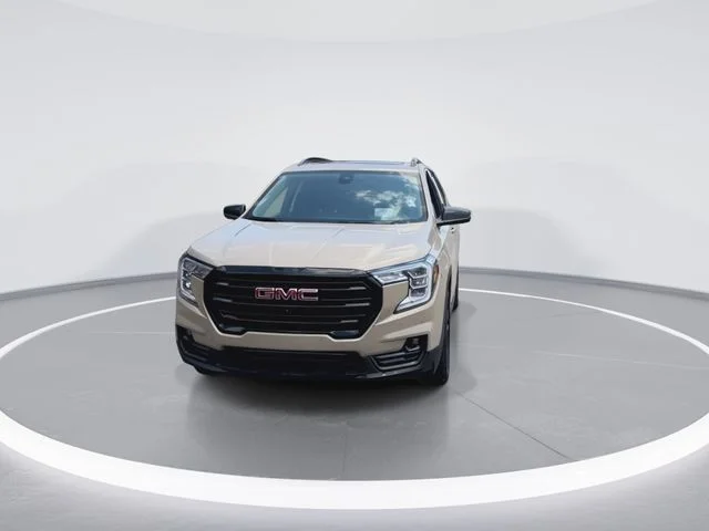Used 2023 Beige GMC SLT image 4