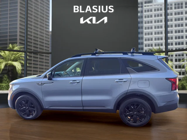 Used 2023 Silver Kia X-Line S image 2