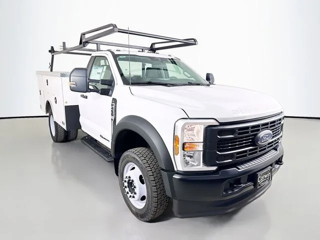 2025 Ford F-450 XL 4x4 Regular Cab 145-In DRW's photo