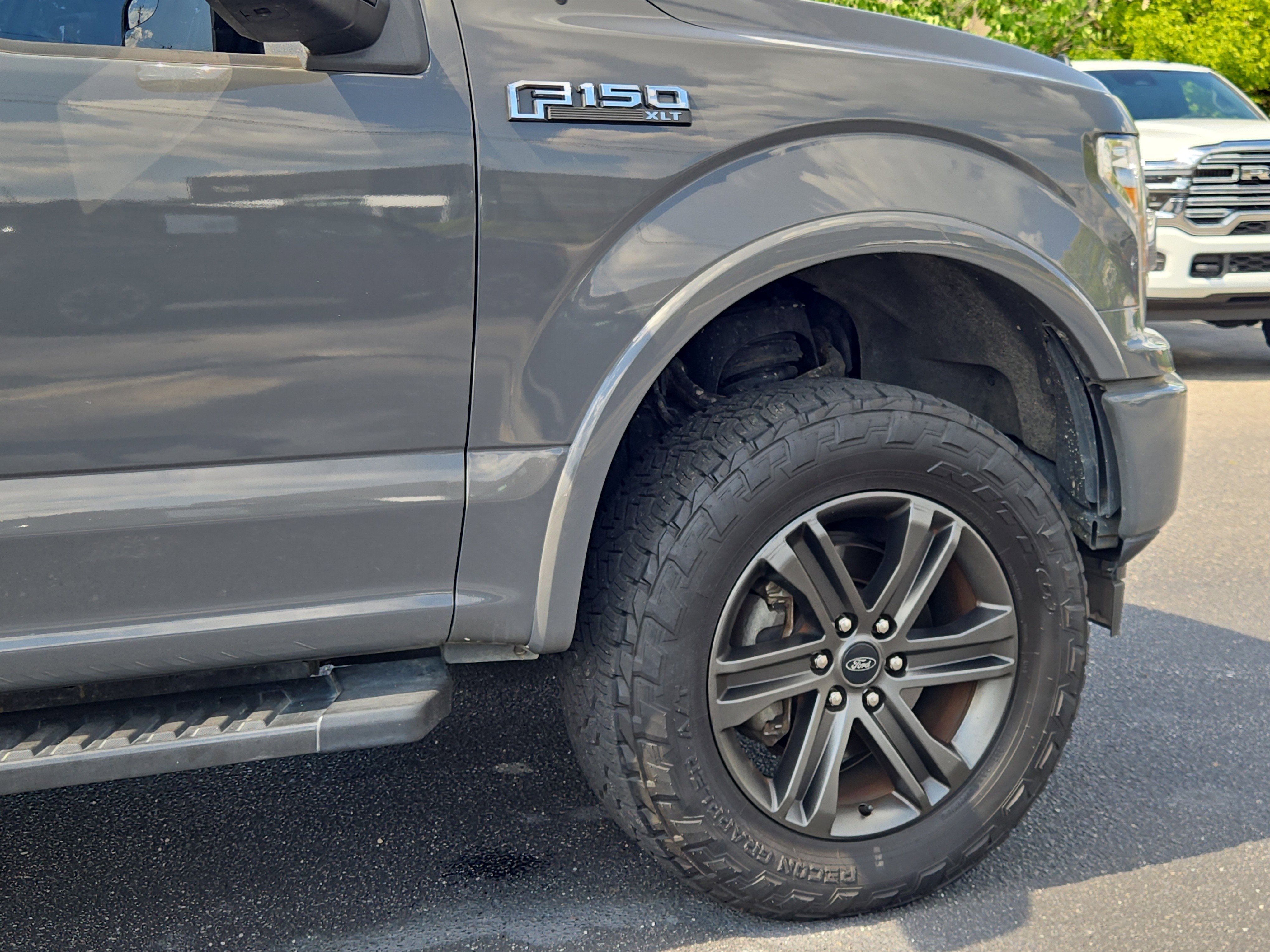 Used 2020 Gray Ford LARIAT image 5