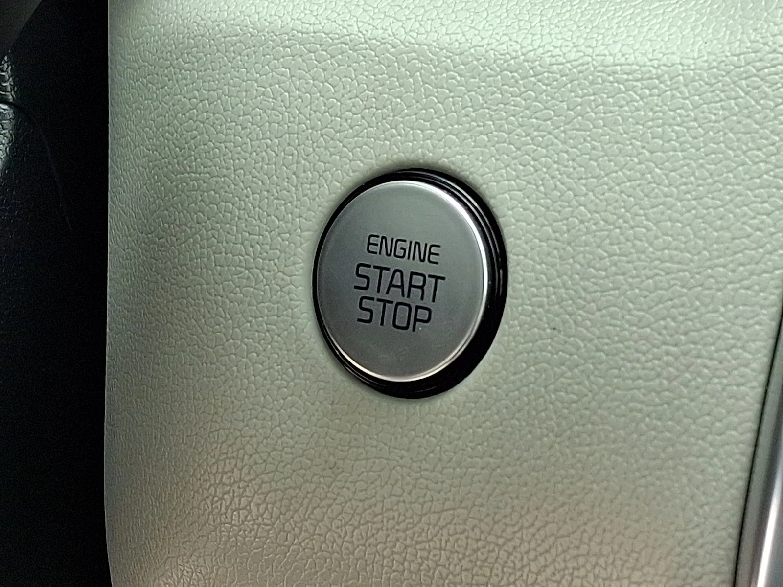 Certified Used 2023 White Kia SX Prestige image 19
