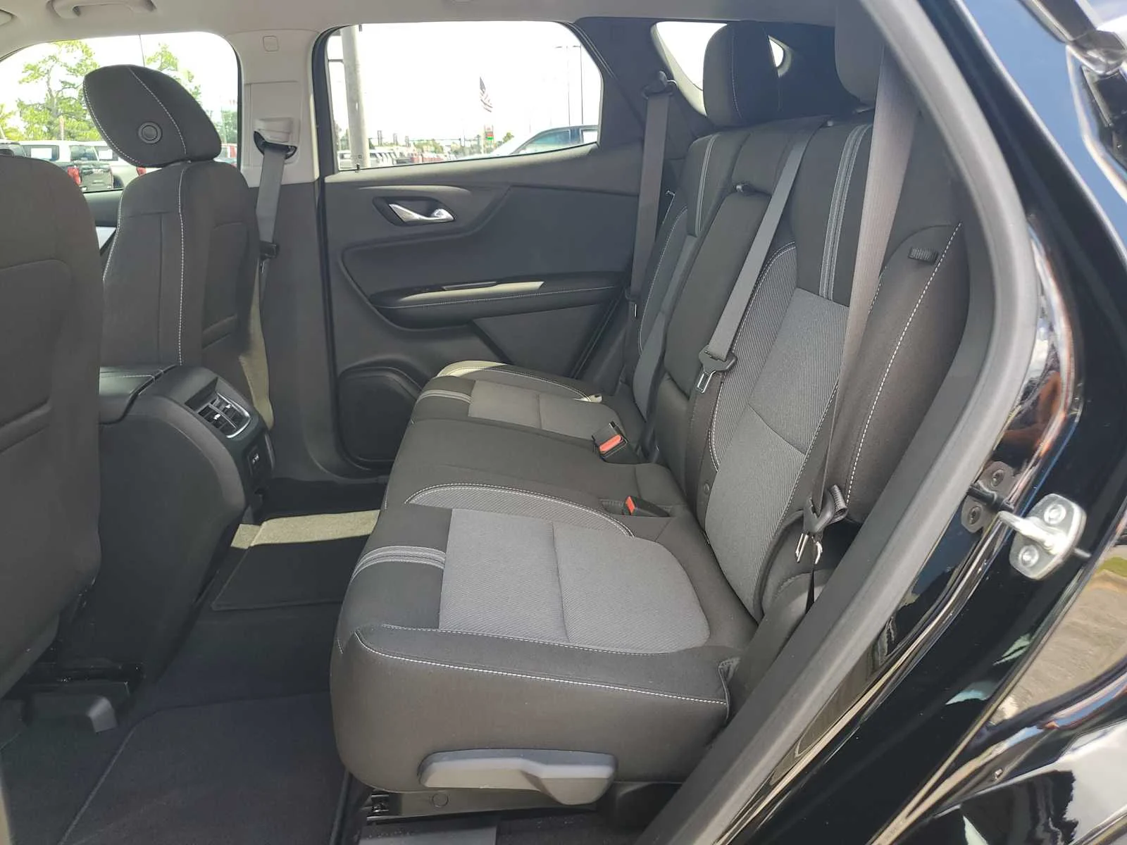 Used 2023 BLACK Chevrolet LT image 23