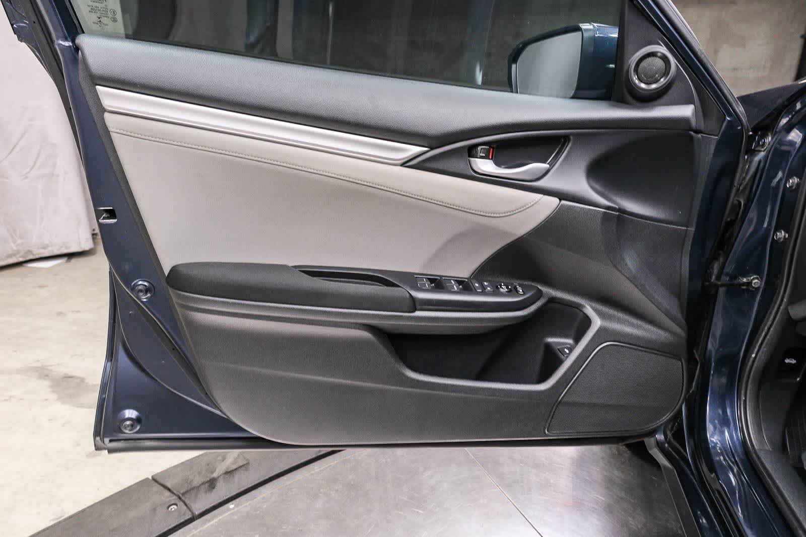 Used 2019 Cosmic Blue Metallic Honda EX image 25