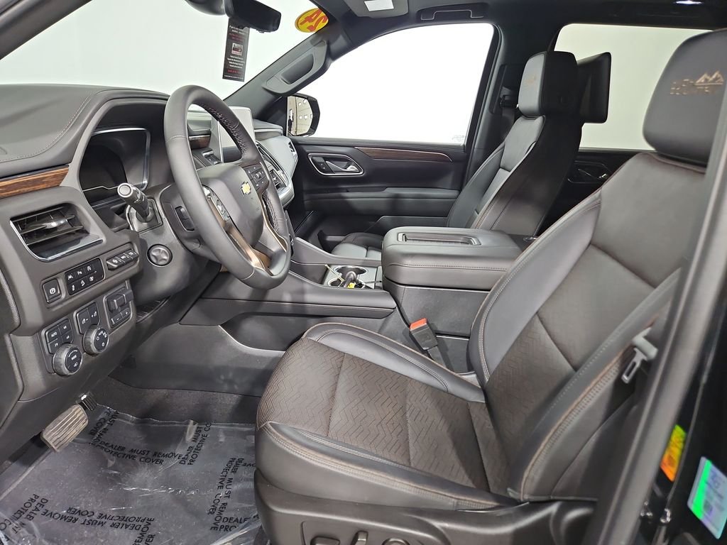 Used 2024 Black Chevrolet High Country image 10