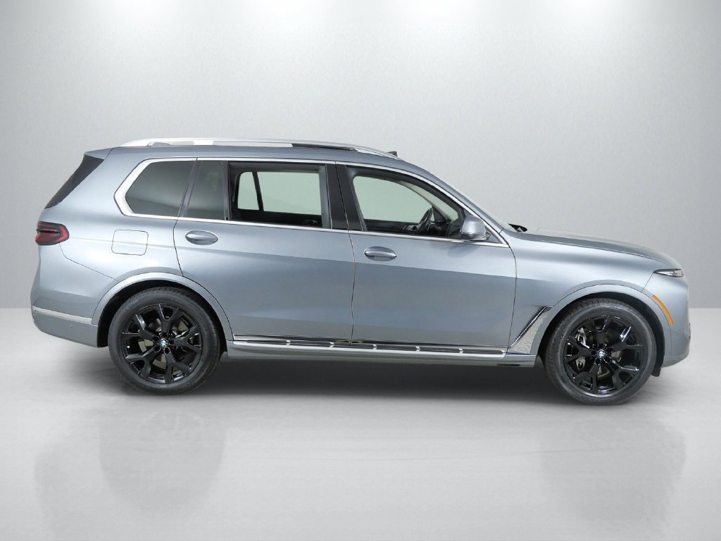 Certified Used 2025 Skyscraper Grey Metallic BMW xDrive40i image 10
