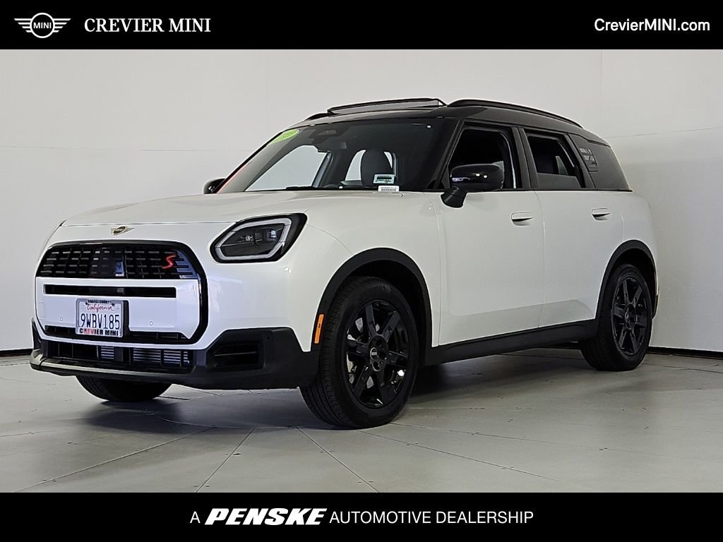 Certified Used 2026 White Metallic MINI Signature Plus image 1