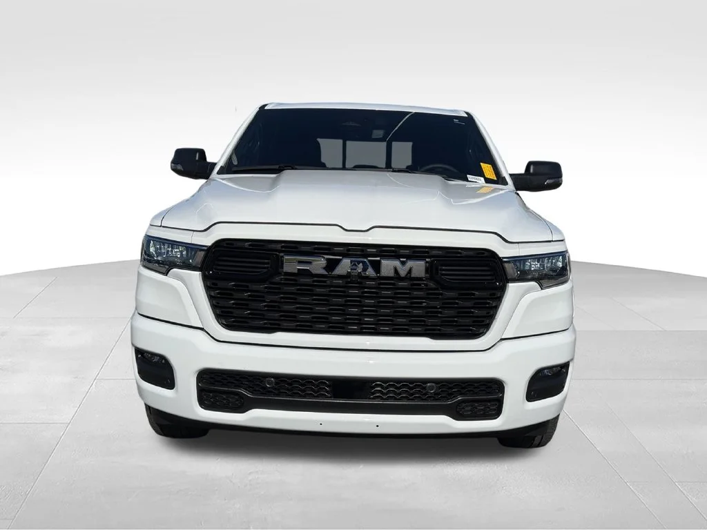 Used 2025 White Ram Big Horn/Lone Star image 25
