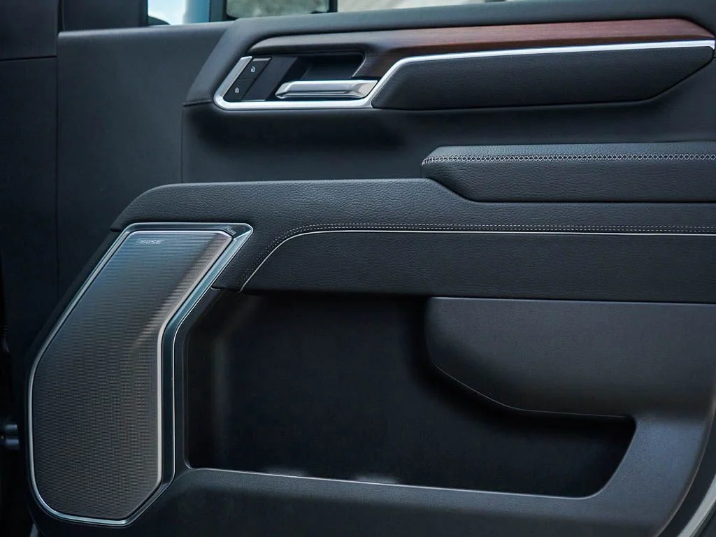 New 2026 Titanium Rush Metallic GMC Denali image 7