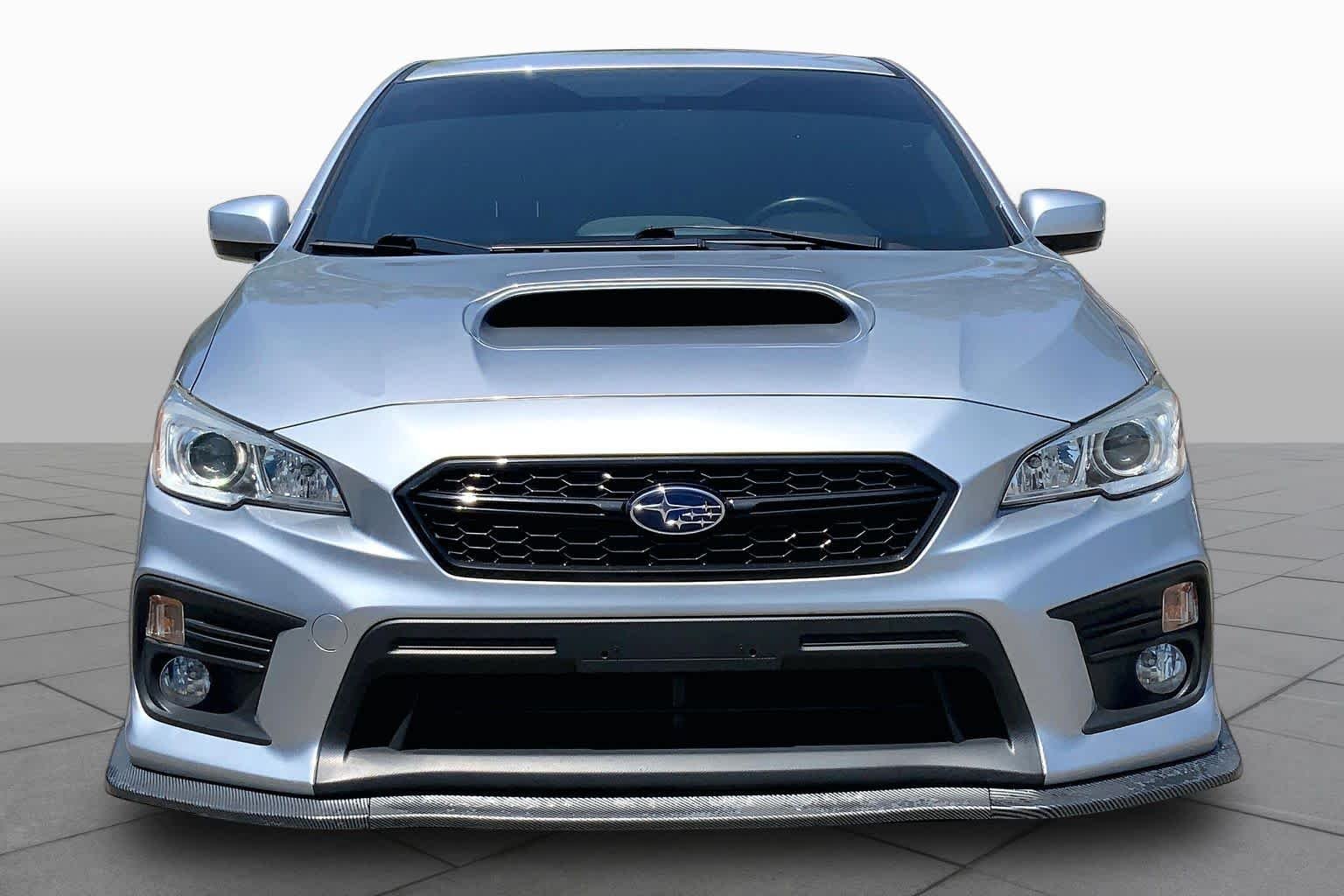 Used 2020 Ice Silver Metallic Subaru Premium image 4