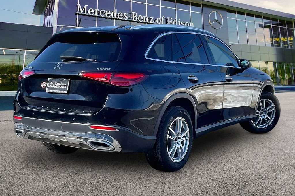 2023 Mercedes-Benz GLC GLC 300 - Photo 10