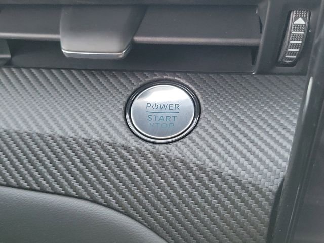 New 2026 Star White Metallic Tri-coat Ford Premium image 11