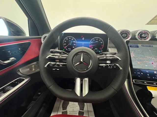 New 2027 Polar White Mercedes-Benz GLC 300 image 22