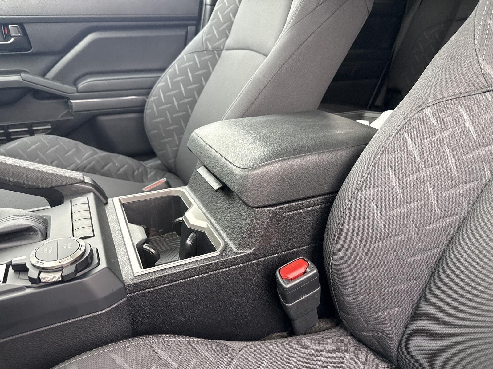2026 Toyota Tacoma SR5 - Photo 44