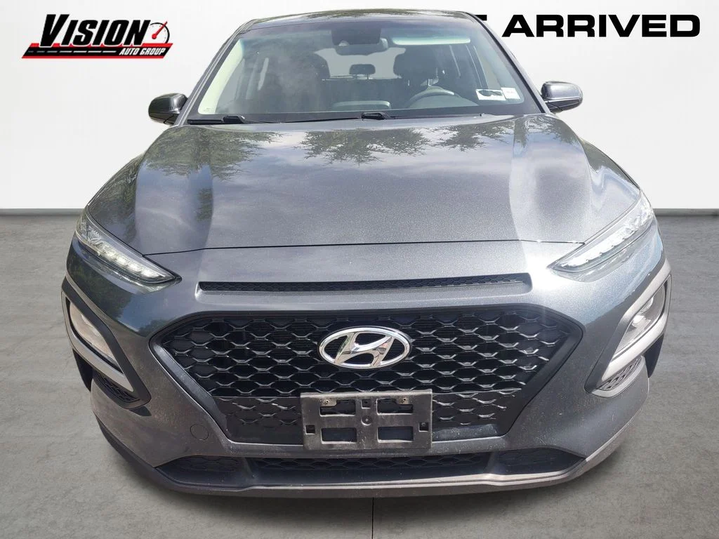 Used 2019 Gray Hyundai SE image 8